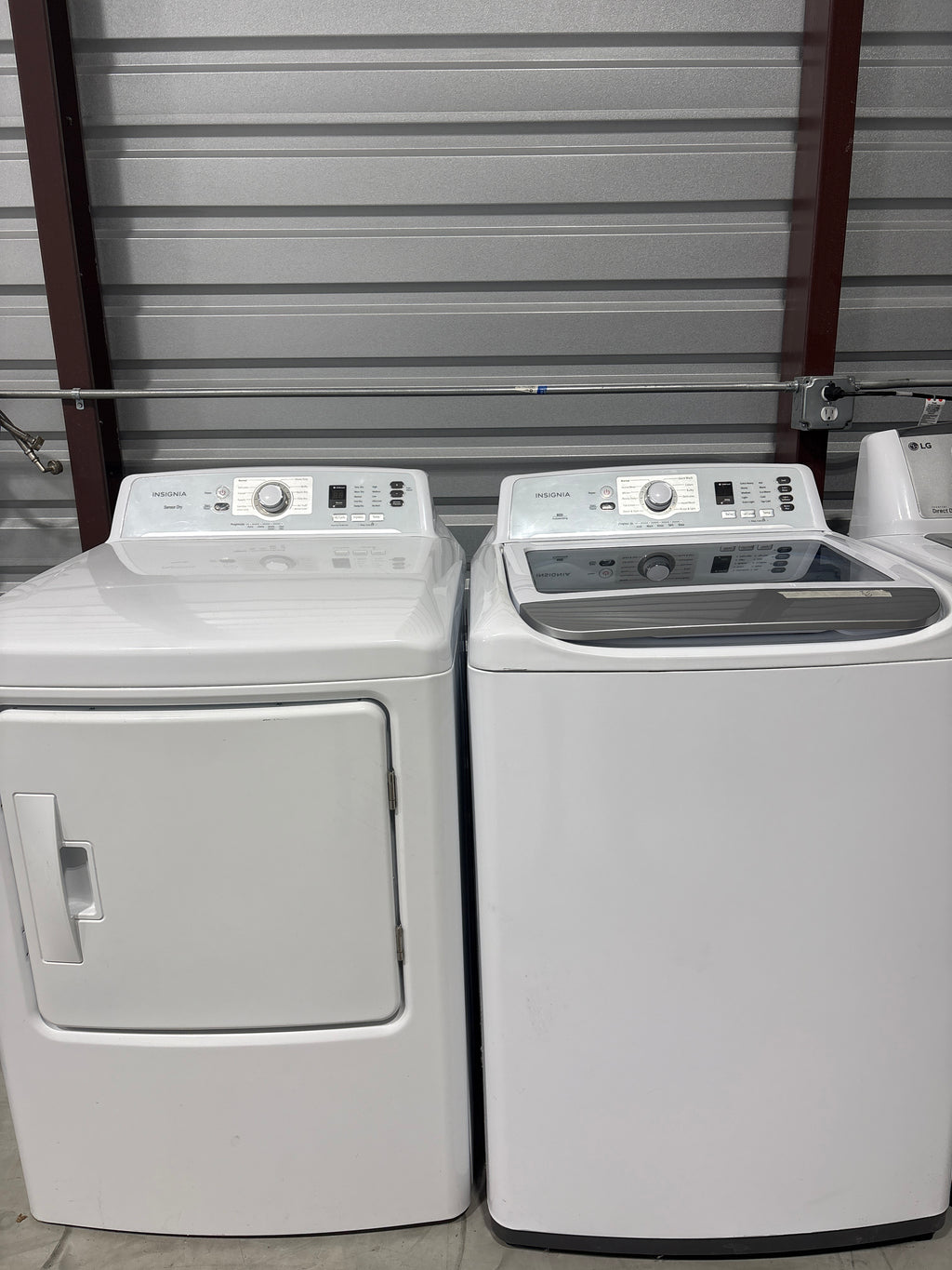 Insignia Top Load Washer & Gas Dryer Set - Refurbished | Austin TX
