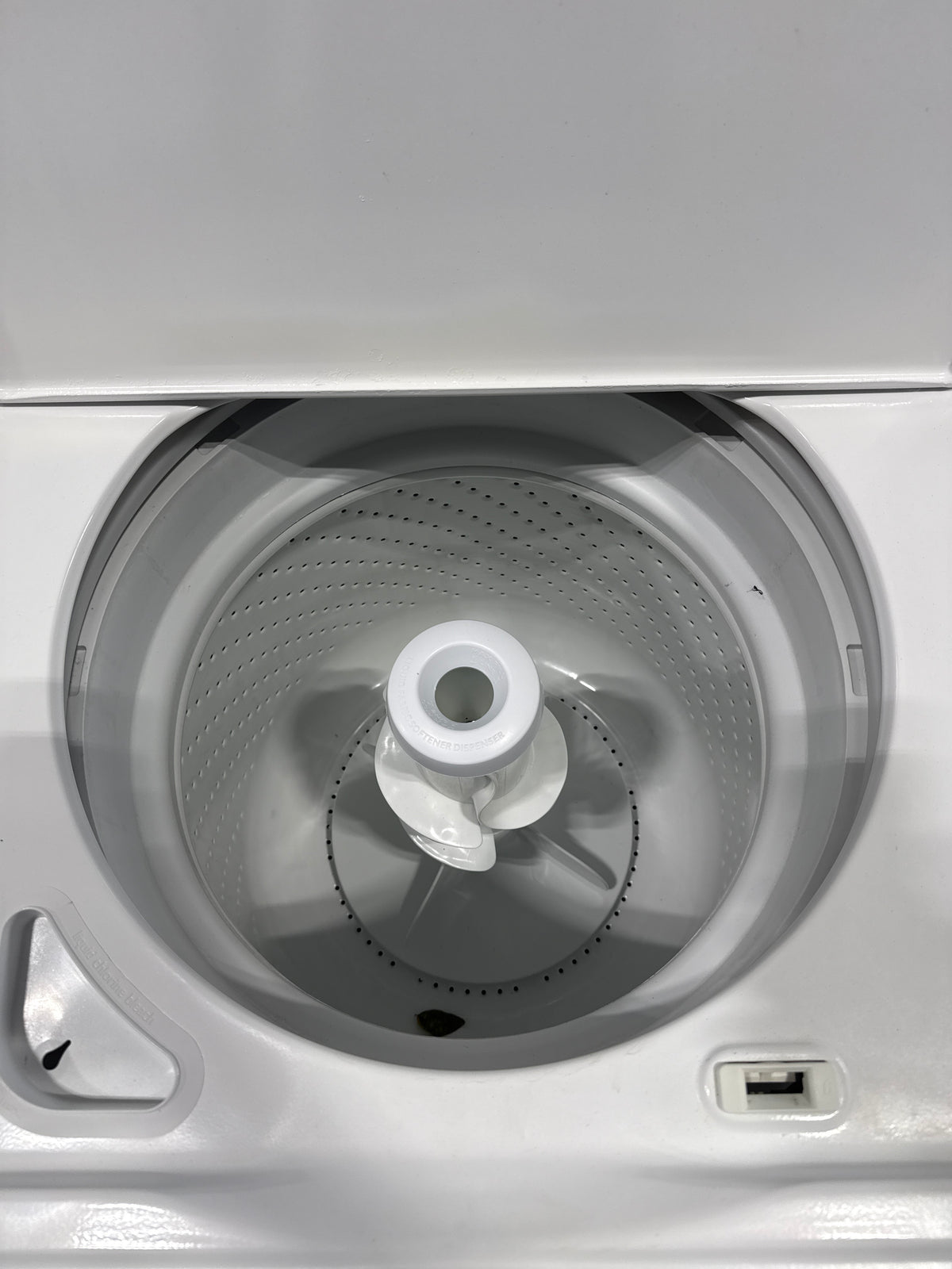 Whirlpool Top Load Washer & Electric Dryer Set - Refurbished | Austin TX
