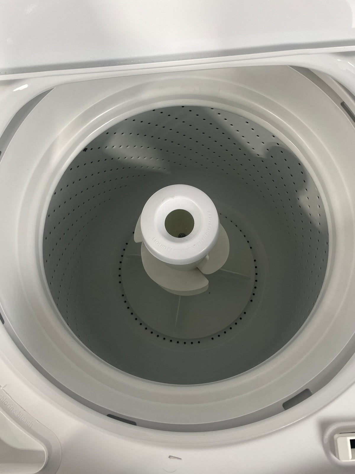Whirlpool Top Load Washer & Electric Dryer Set - Refurbished | Austin TX